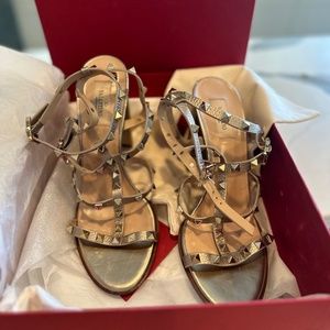 COPY - Sexy Valentino ROCKSTUD ANKLE STRAP SANDAL 90 MM paid $1075.00 for these.